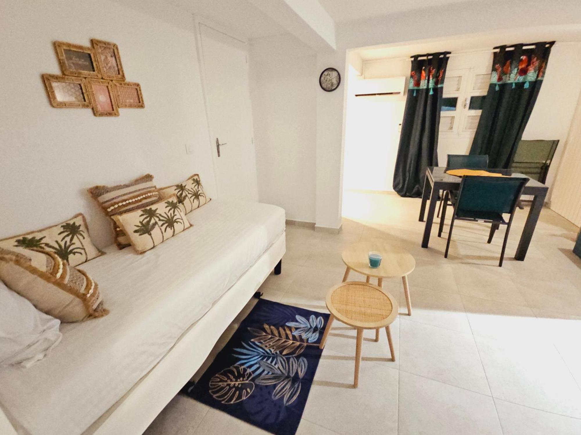Ti Oasis Colibri, 1 Chambre, Piscine, A 150M De La Plage Sainte-Luce Eksteriør billede